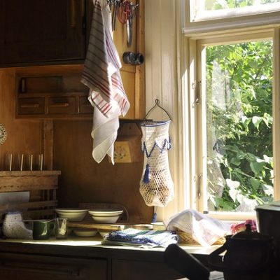 7 Clever Ways to Minimize Clutter in Your Kitchen