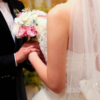 Home Or Away – How To Decide Where To Have Your Wedding