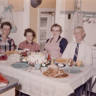 The Great Thanksgiving Rehearsal: Hosting a Holiday Feast in a Half-Finished House